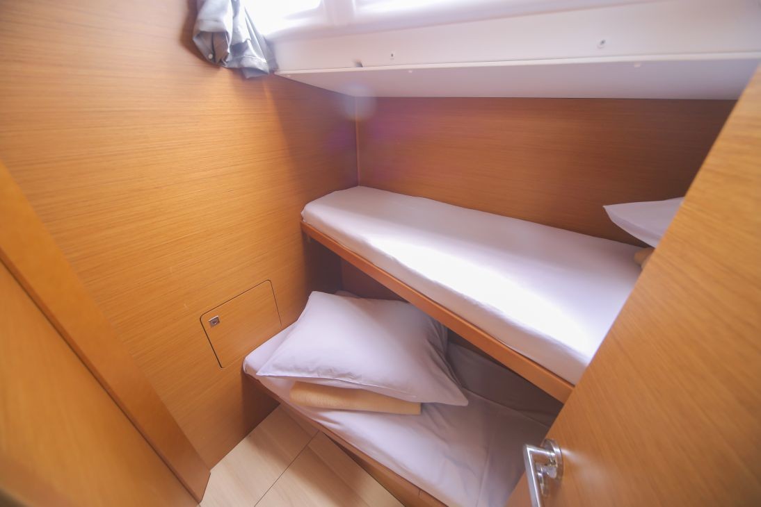 Sun Odyssey 519, ANDAMAN  | Yacht Charter Croatia