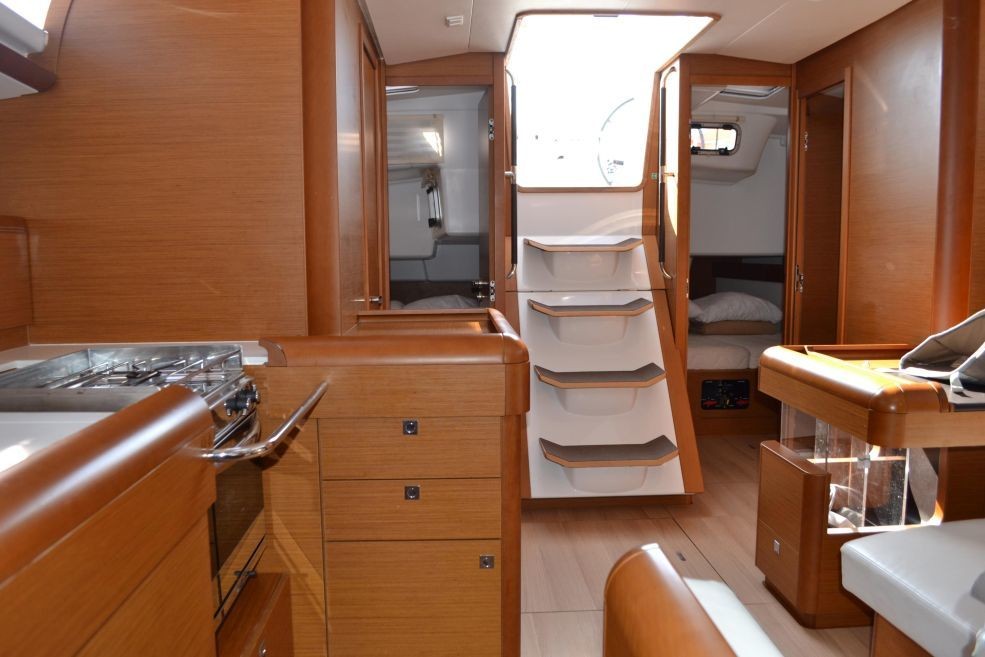 Sun Odyssey 519, NICOBAR | Yacht Charter Croatia