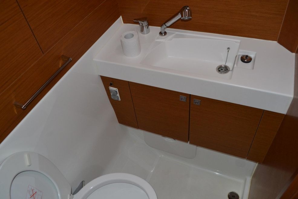 Sun Odyssey 519, NICOBAR | Yacht Charter Croatia