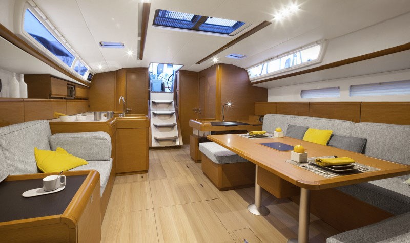 Sun Odyssey 519, MAYOTTE | Yacht Charter Croatia