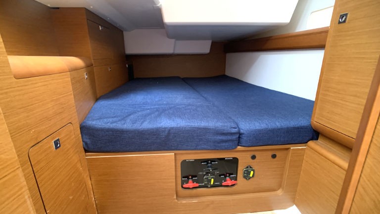Sun Odyssey 519, Elsa | Yacht Charter Croatia