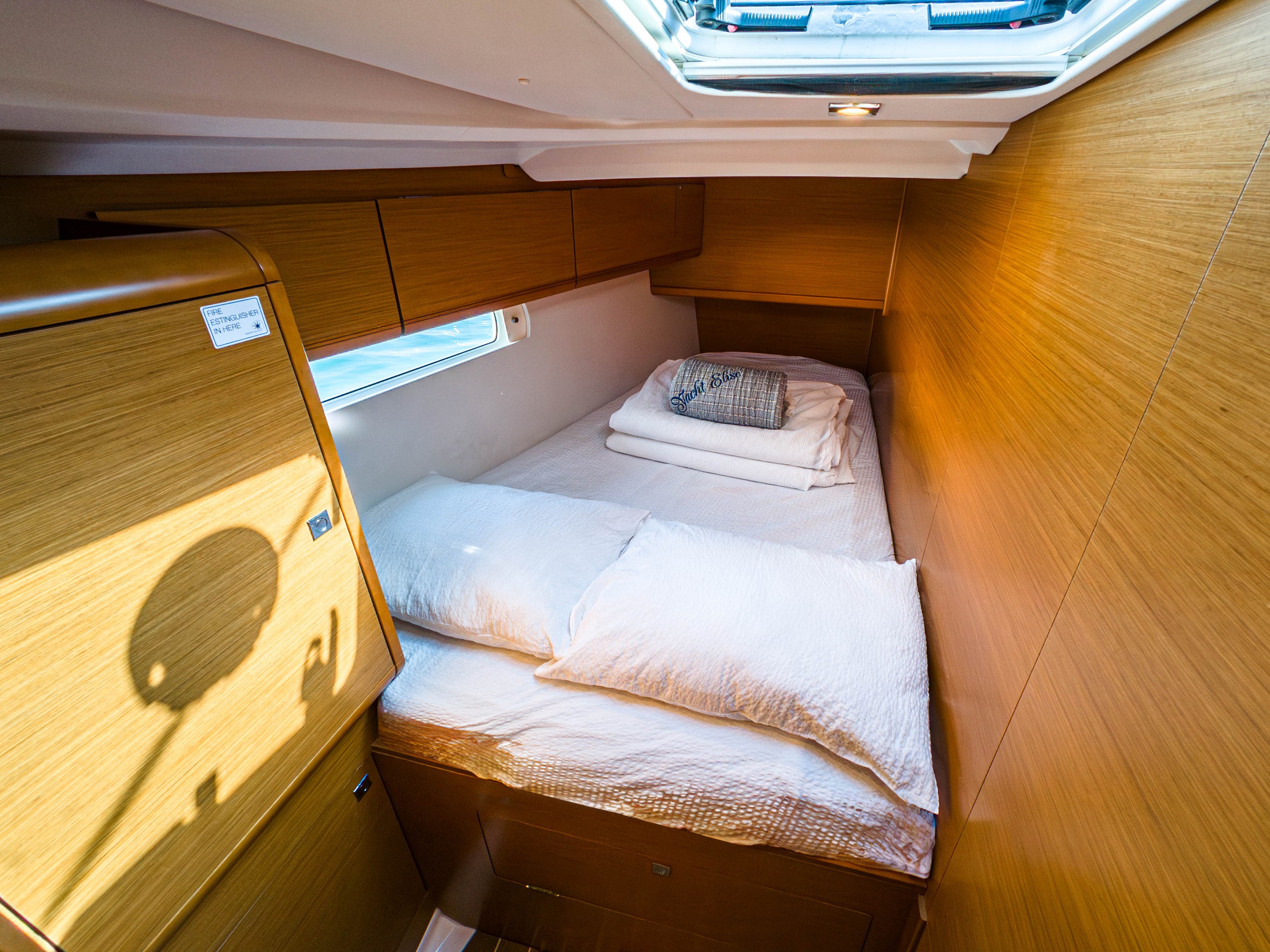Sun Odyssey 519, Elise af Sweden | Yacht Charter Croatia