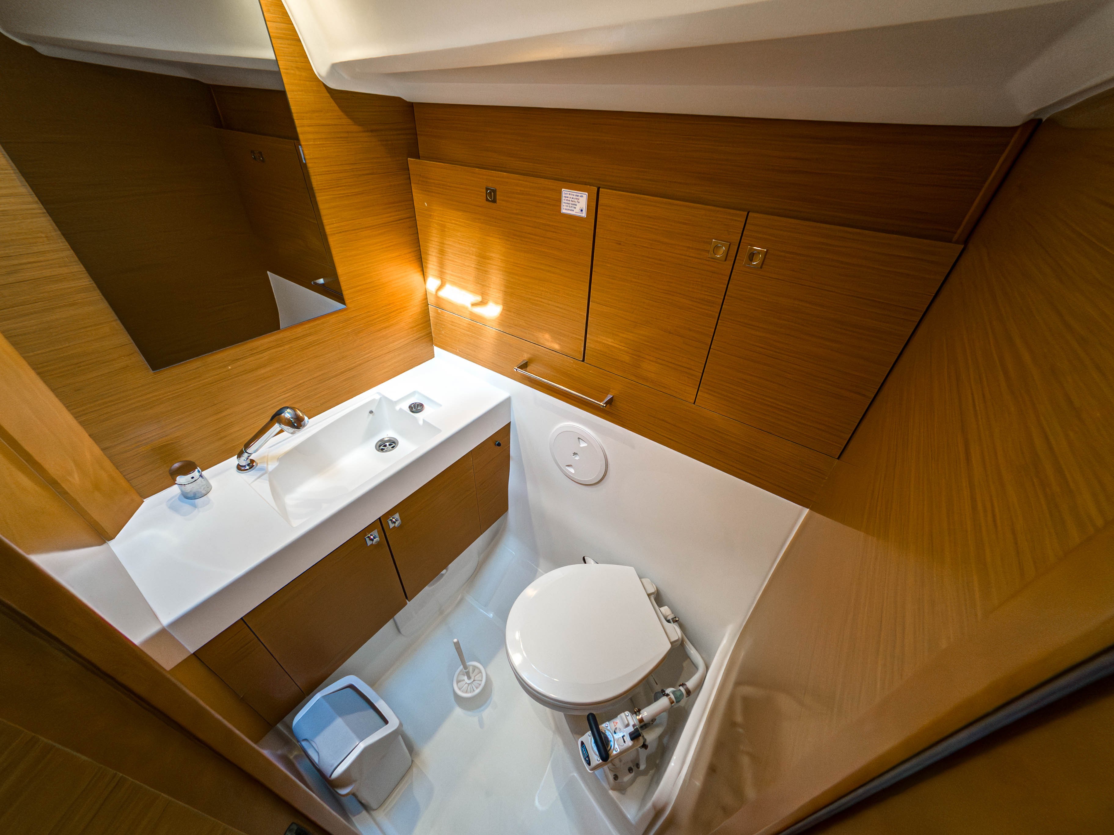 Sun Odyssey 519, Elise af Sweden | Yacht Charter Croatia