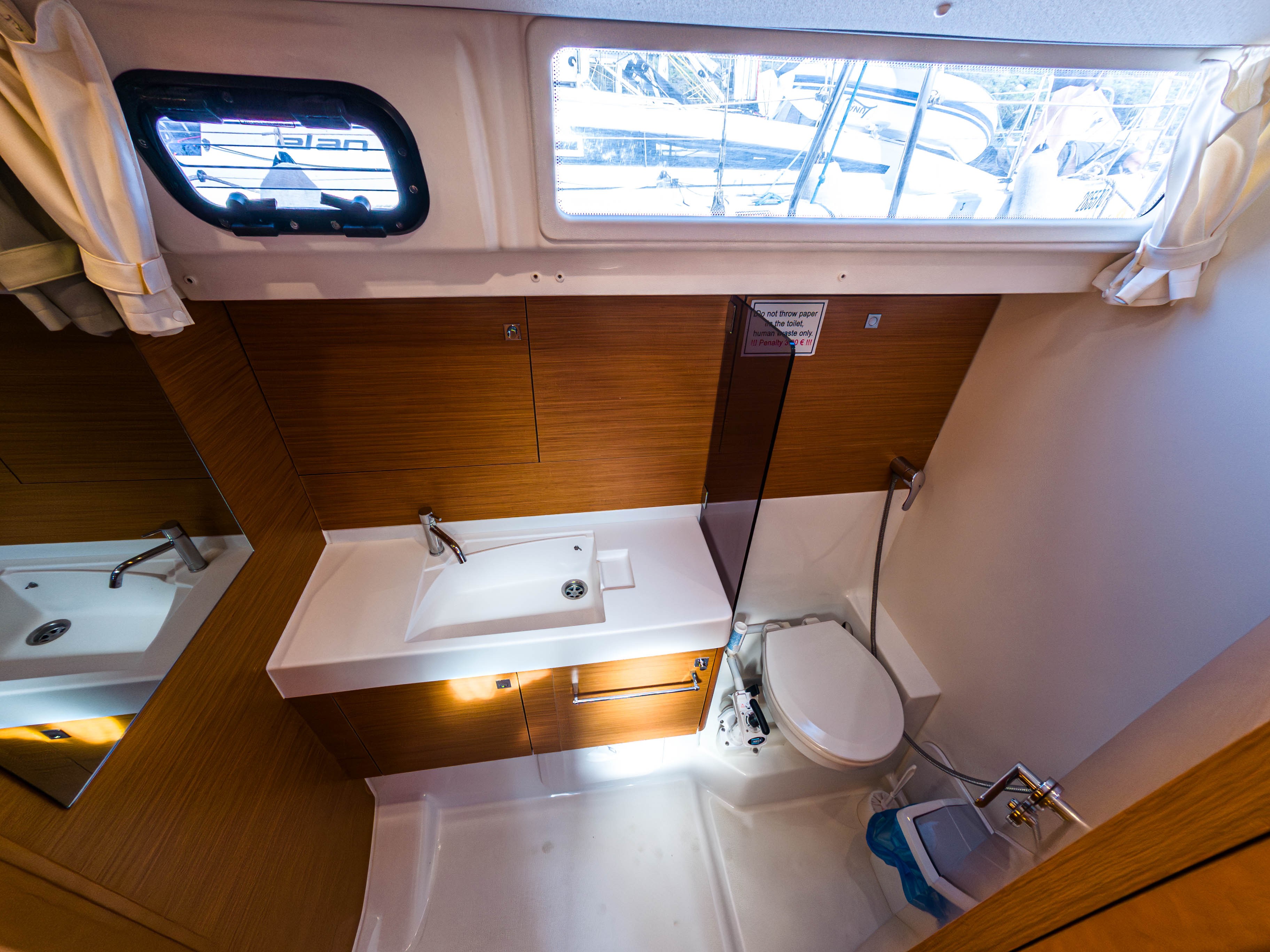 Sun Odyssey 519, Elise af Sweden | Yacht Charter Croatia