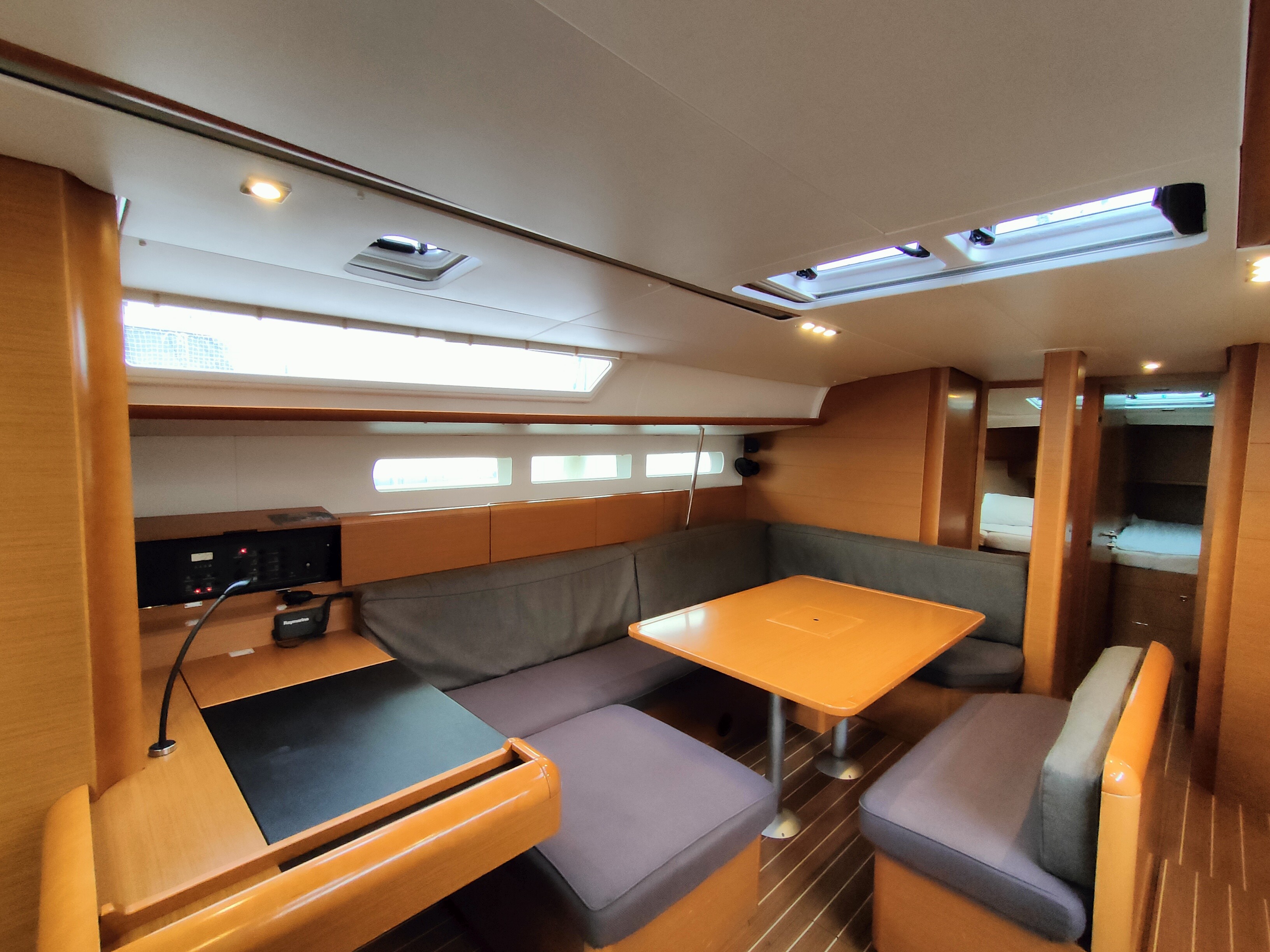 Sun Odyssey 519, Elise af Sweden | Yacht Charter Croatia