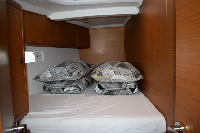 Sun Odyssey 519, Purple Rain | Yacht Charter Croatia