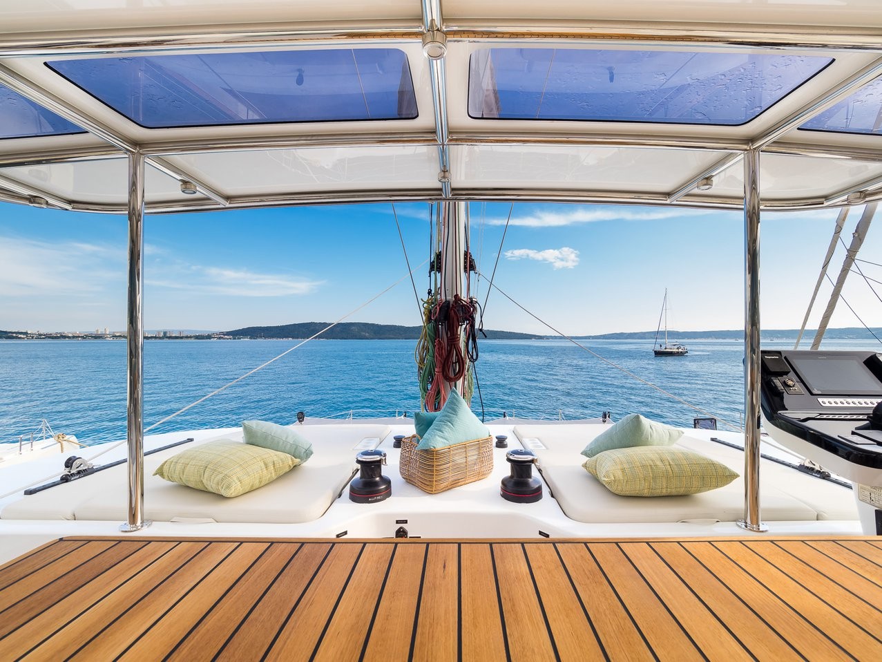 Sunreef 50, Zara | Yacht Charter Croatia