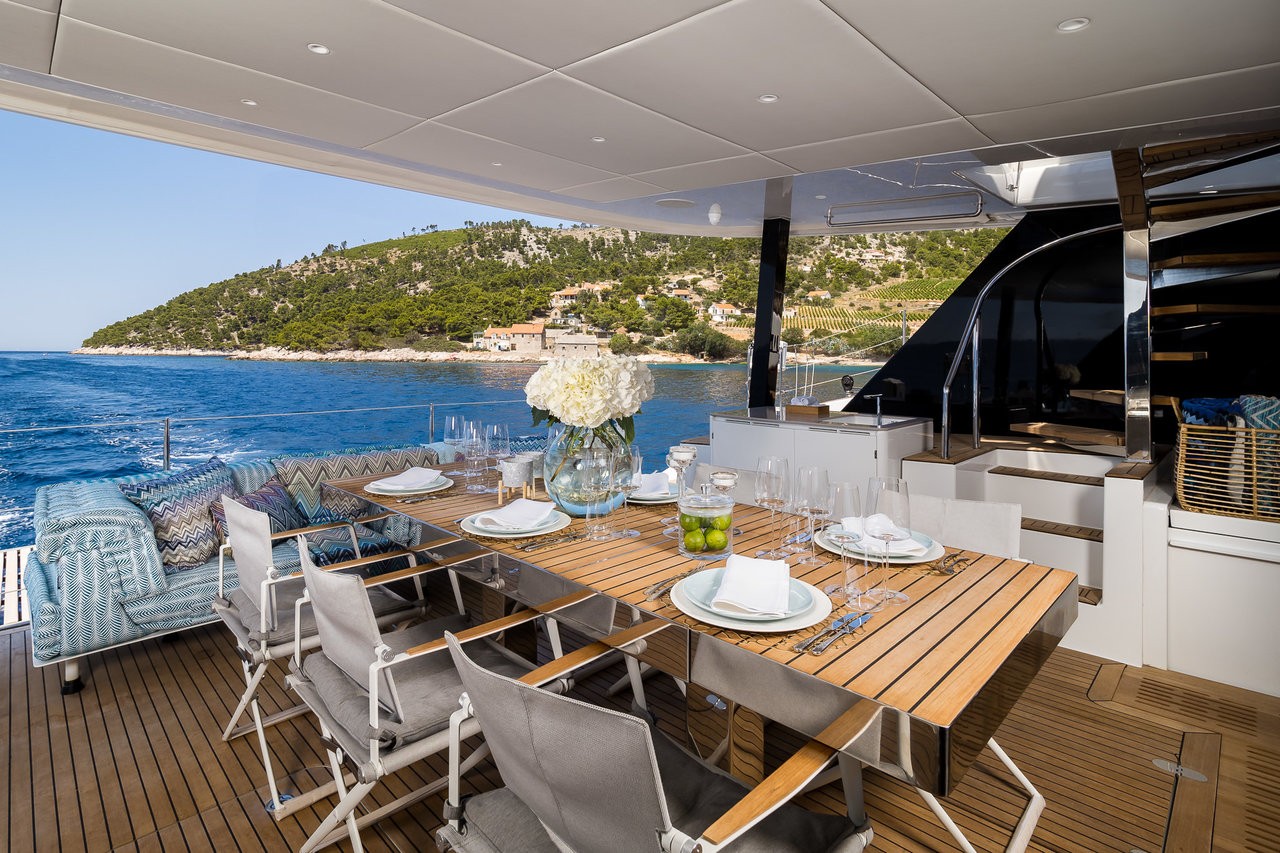 Sunreef 60, Vulpino | Yacht Charter Croatia