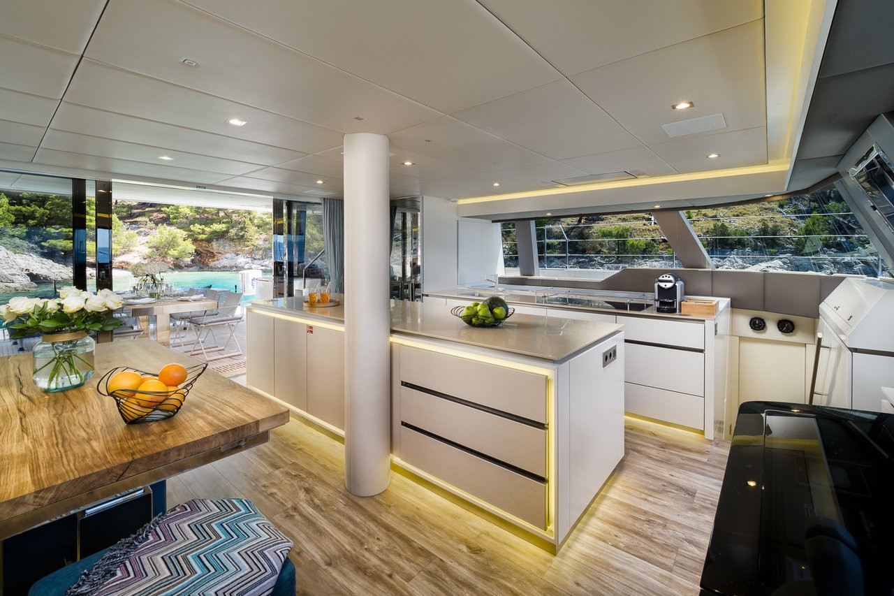Sunreef 60, Vulpino | Yacht Charter Croatia