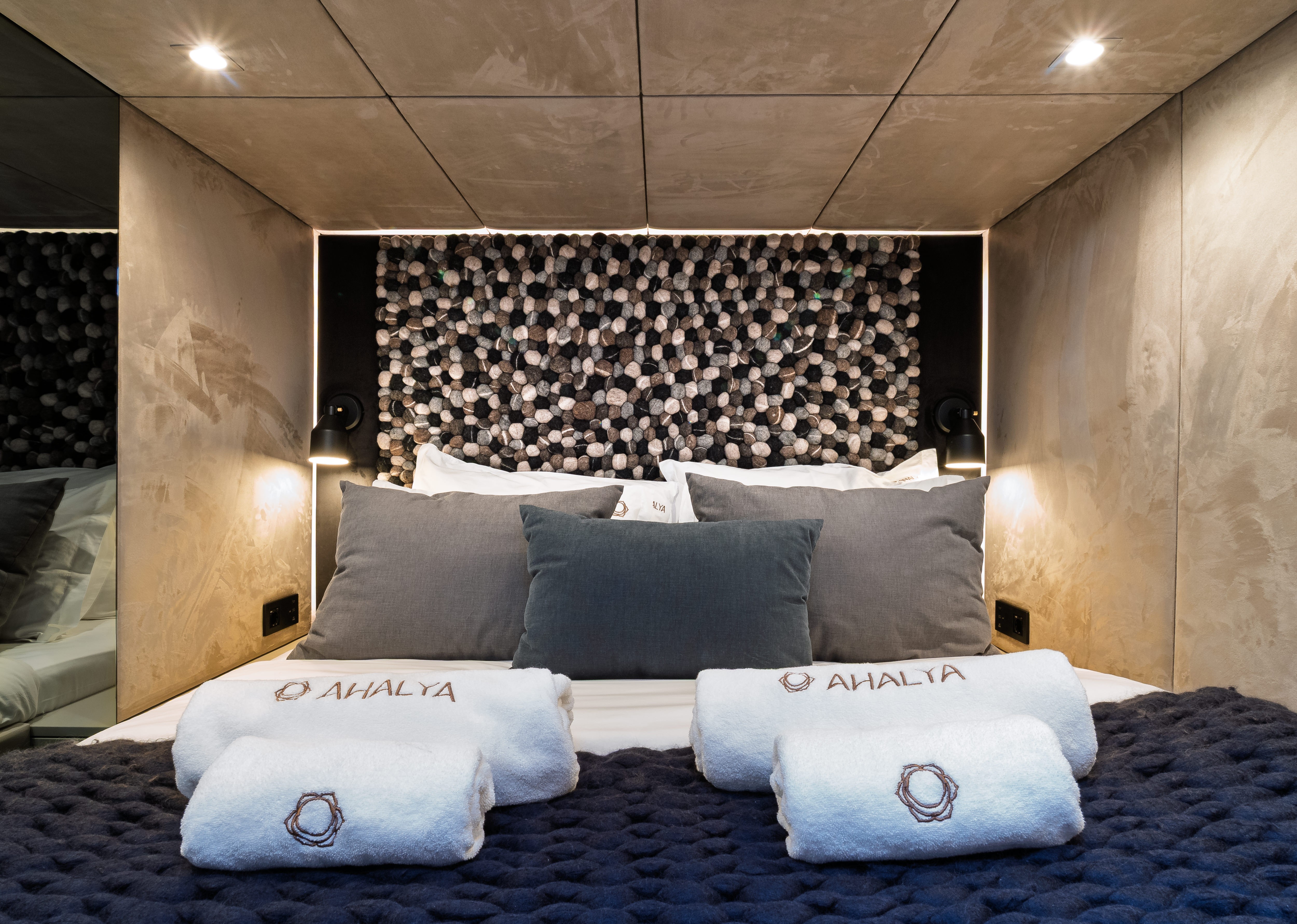 Sunreef 60, Ahalya | Yacht Charter Croatia