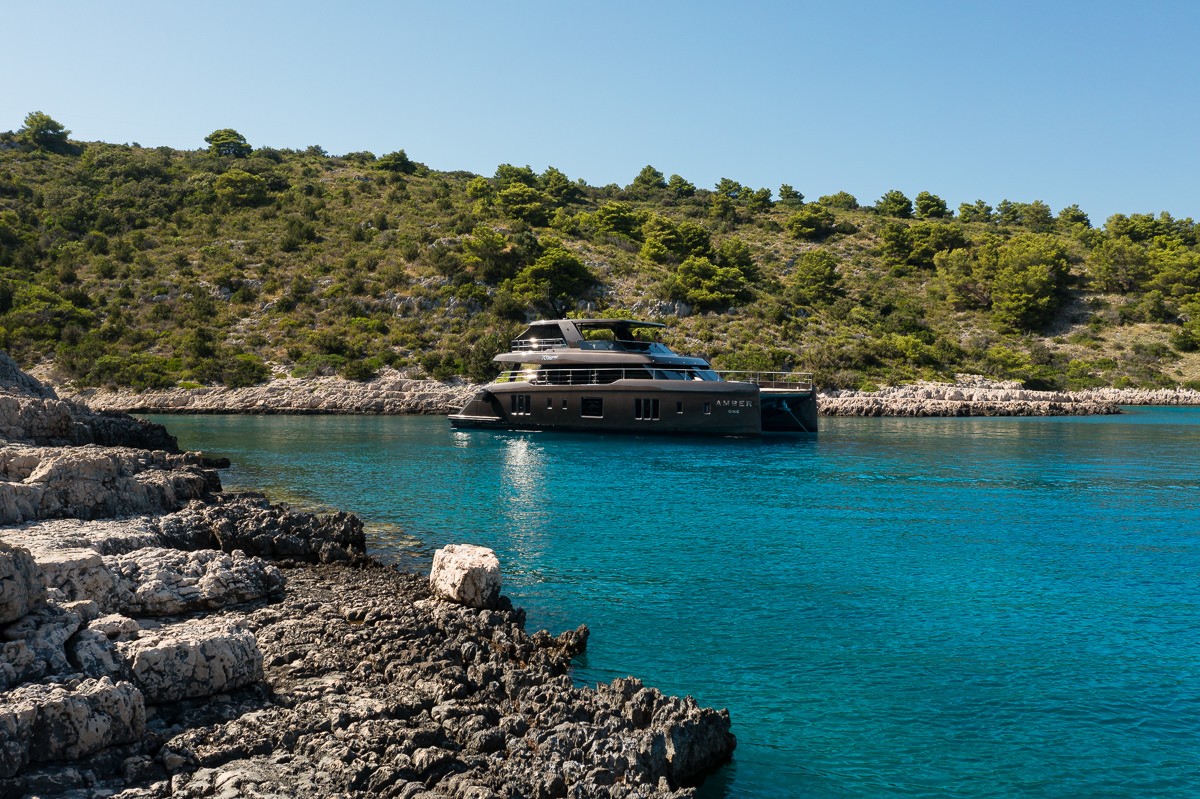 Sunreef 70 Power, Amber One | Yacht Charter Croatia