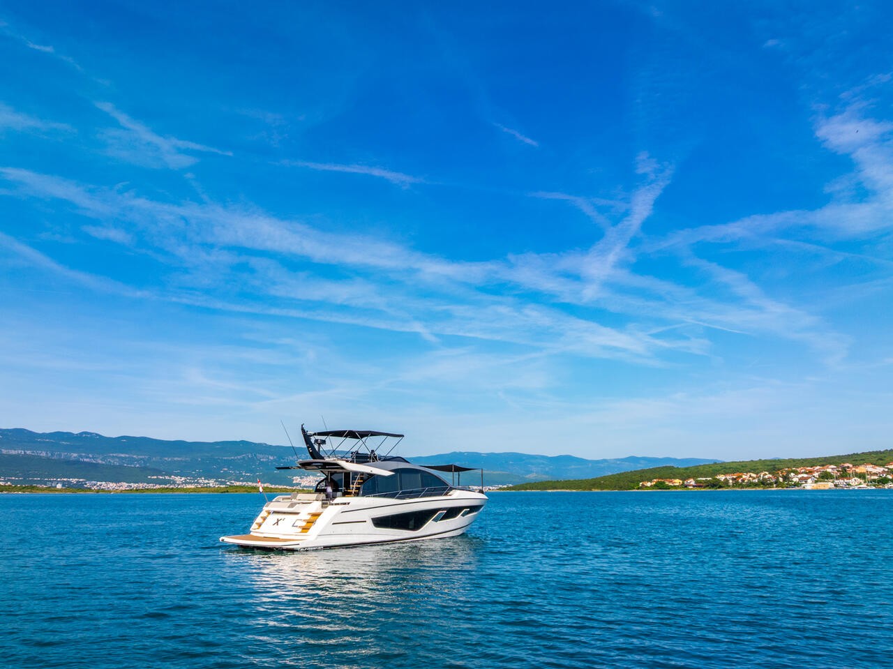 Sunseeker 65 Sport Yacht, K2 | Yacht Charter Croatia
