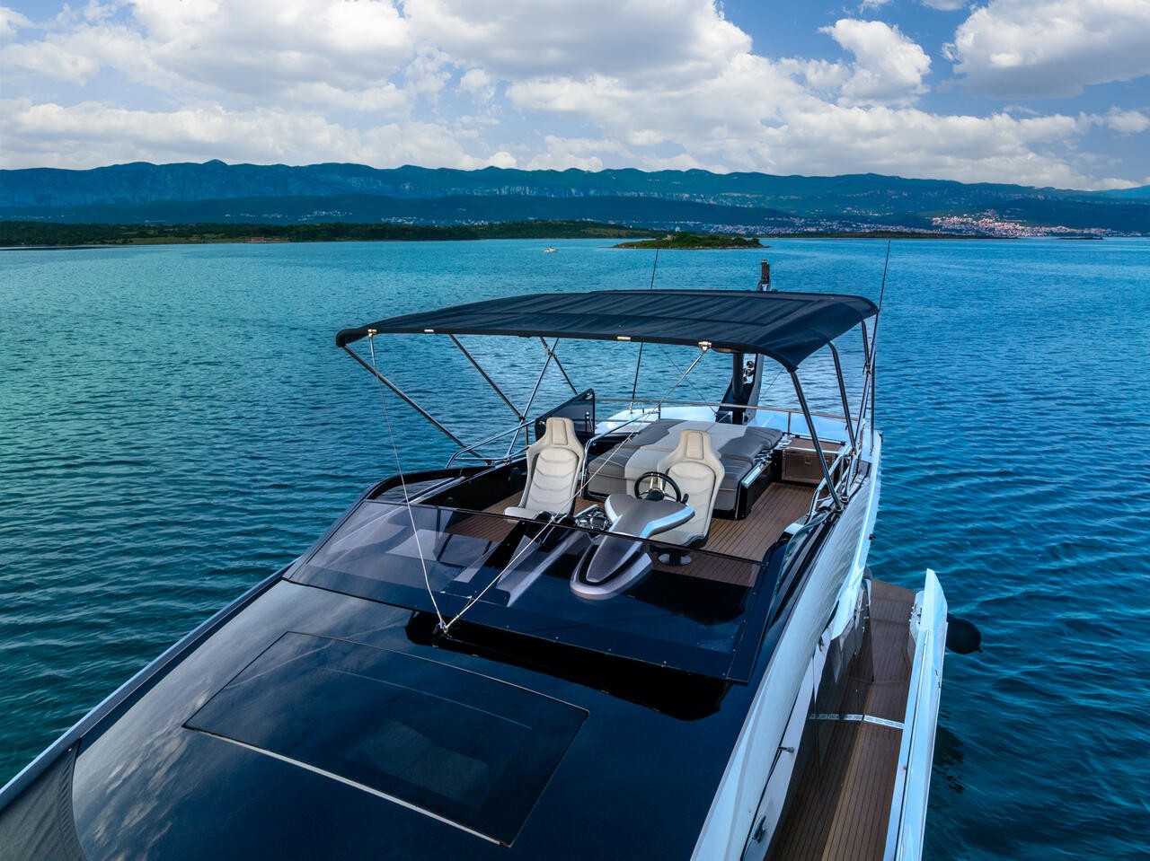 Sunseeker 65 Sport Yacht, K2 | Yacht Charter Croatia