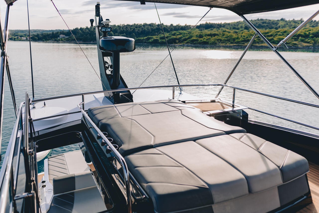 Sunseeker 65 Sport Yacht, K2 | Yacht Charter Croatia