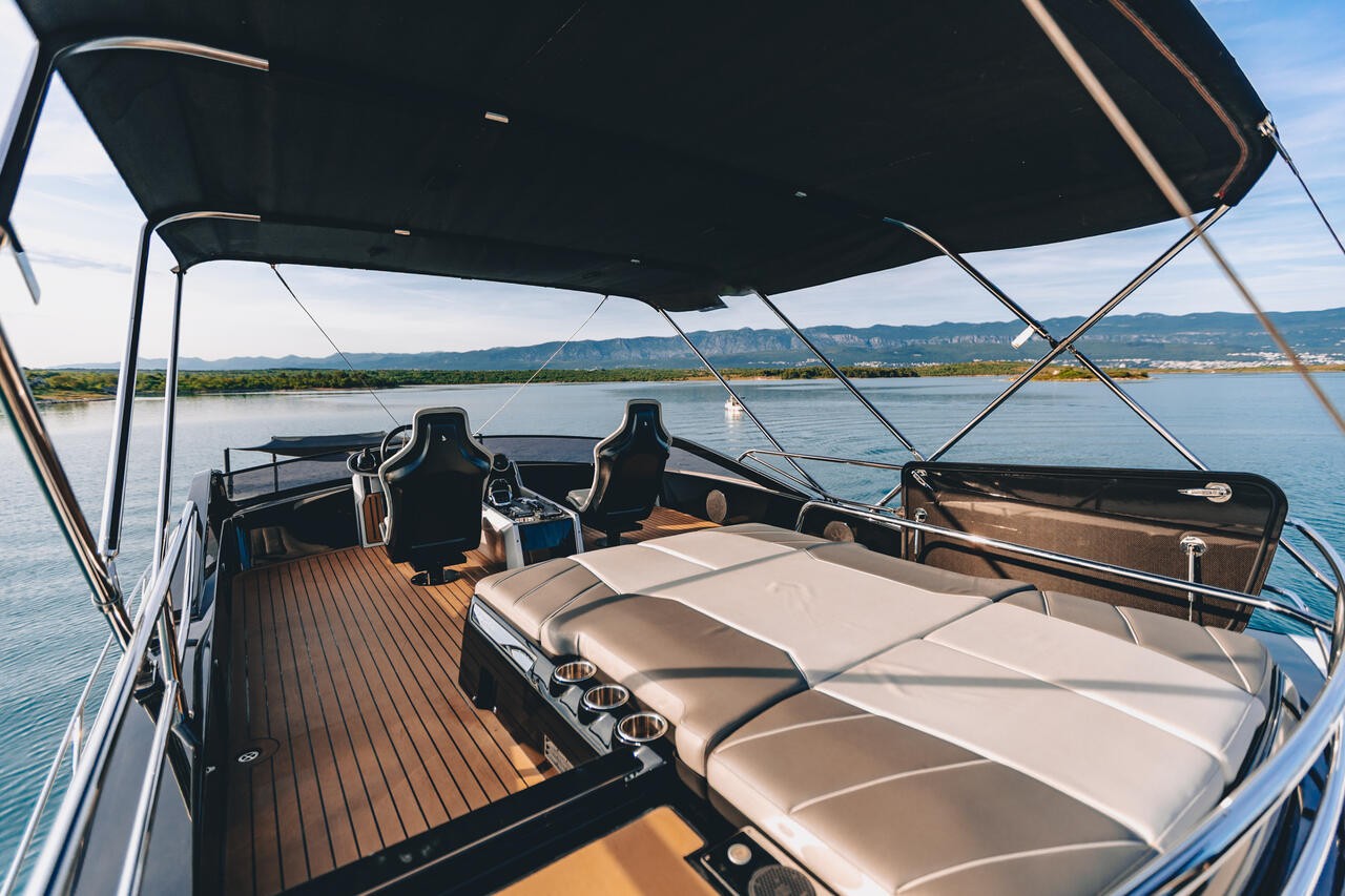 Sunseeker 65 Sport Yacht, K2 | Yacht Charter Croatia