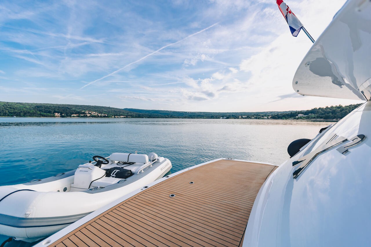 Sunseeker 65 Sport Yacht, K2 | Yacht Charter Croatia
