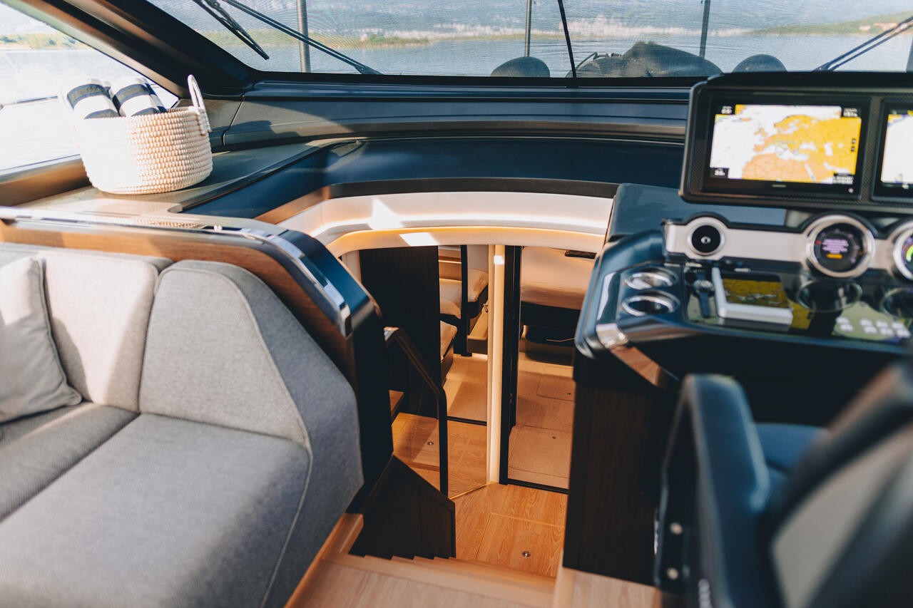 Sunseeker 65 Sport Yacht, K2 | Yacht Charter Croatia