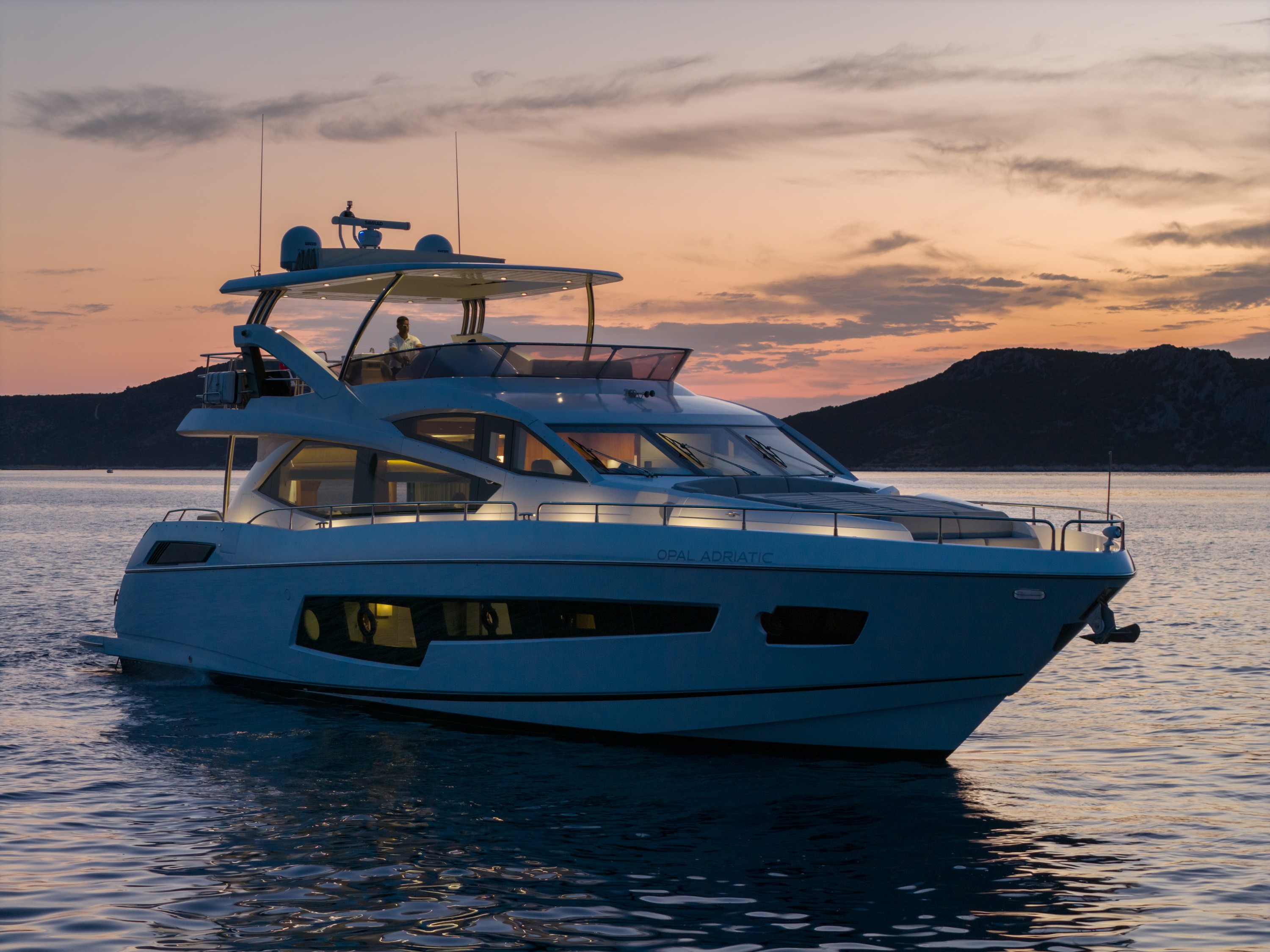 Sunseeker 75, Opal Adriatic | Yacht Charter Croatia