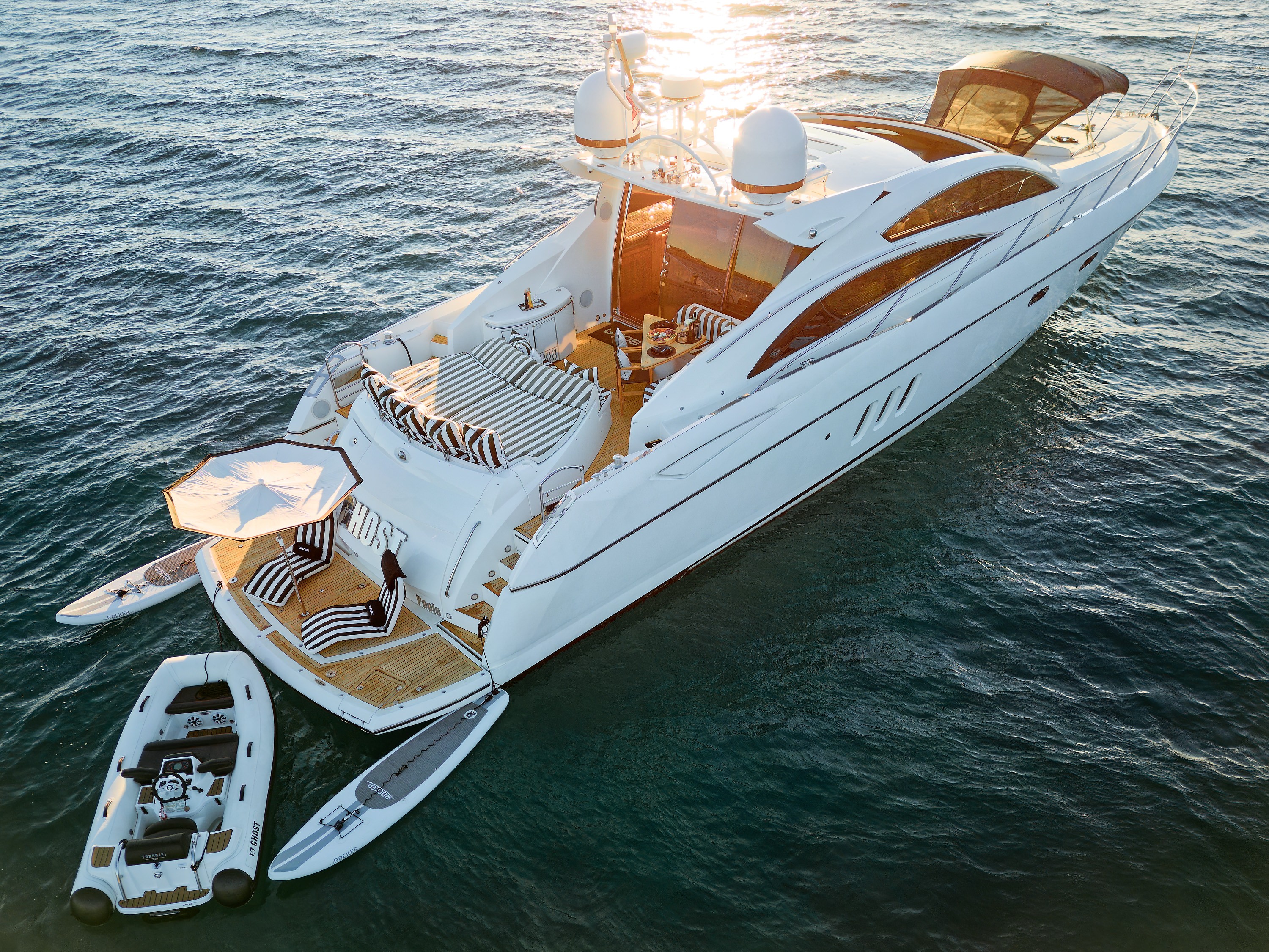 Sunseeker Predator 72, Ghost | Noleggio di Yacht Croazia