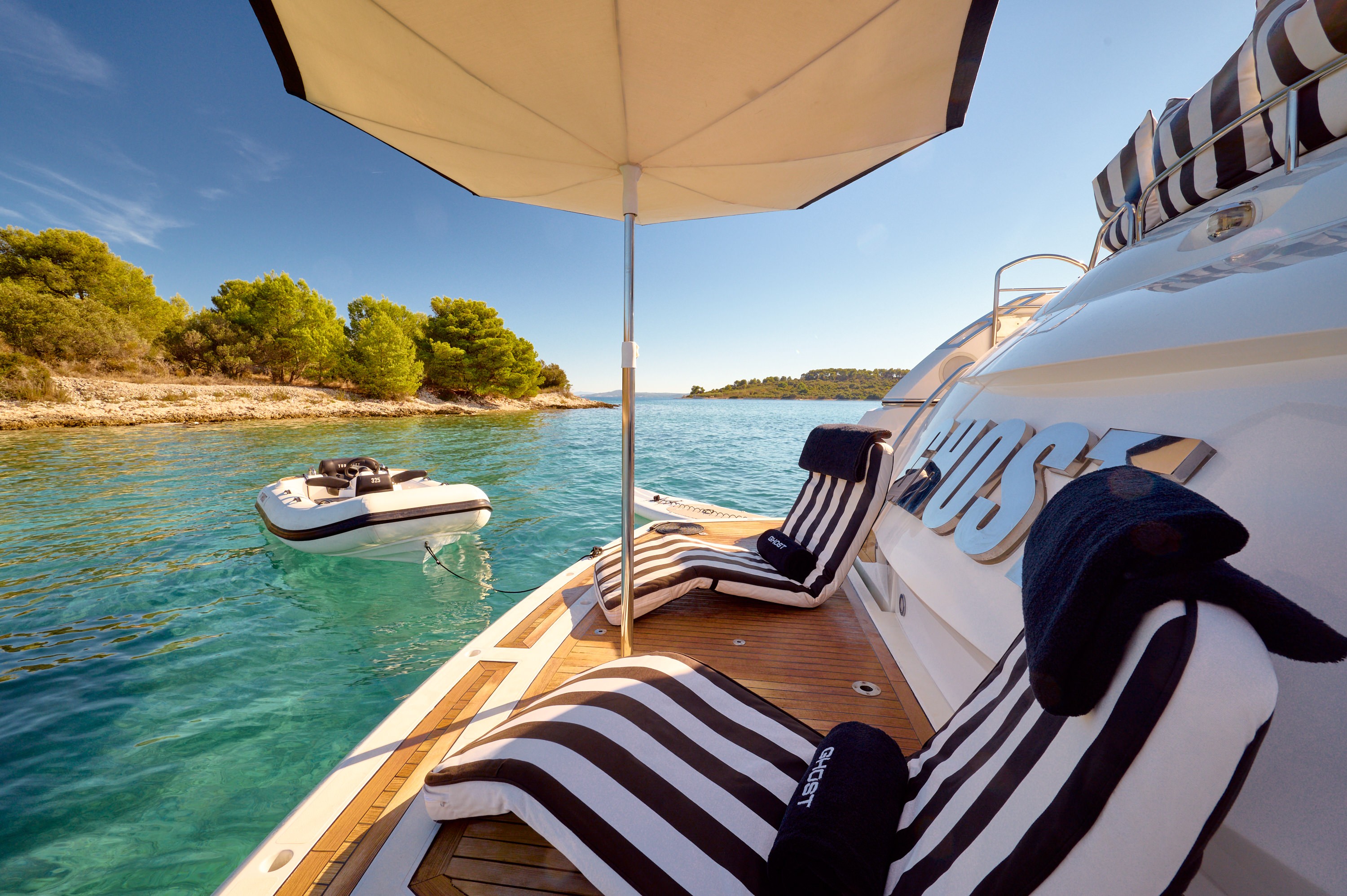 Sunseeker Predator 72, Ghost | Noleggio di Yacht Croazia
