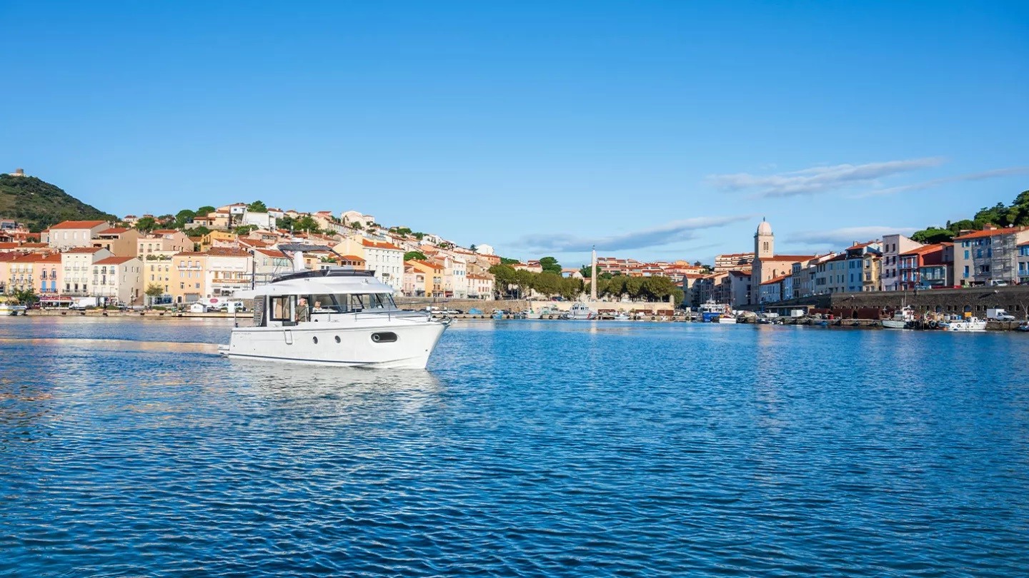 Swift Trawler 41, Swift Home | Yacht Charter Croatia