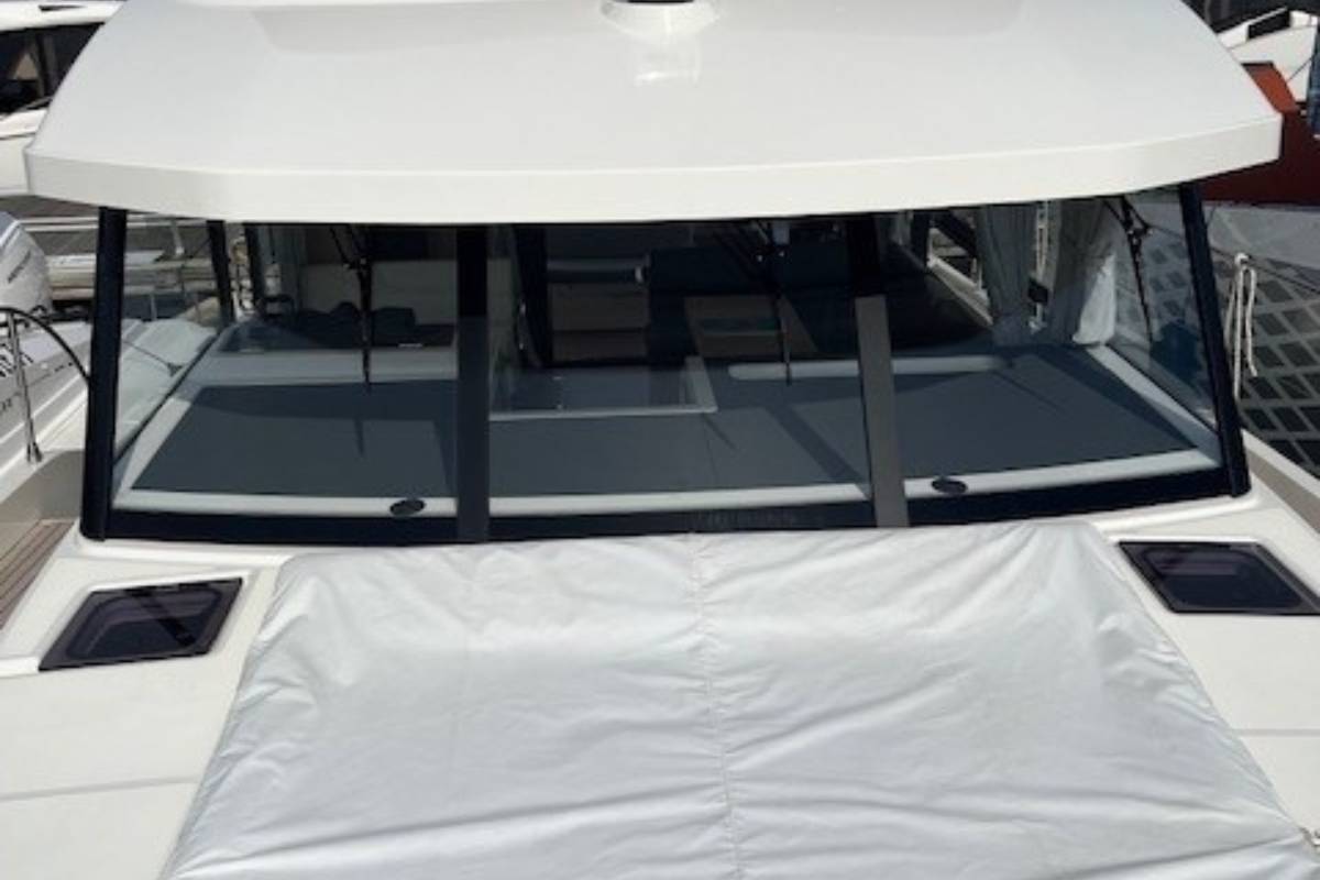 Swift Trawler 41, Swift Home | Yacht Charter Croatia