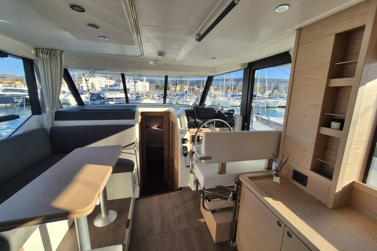 Swift Trawler 41, Swift Home | Yacht Charter Croatia