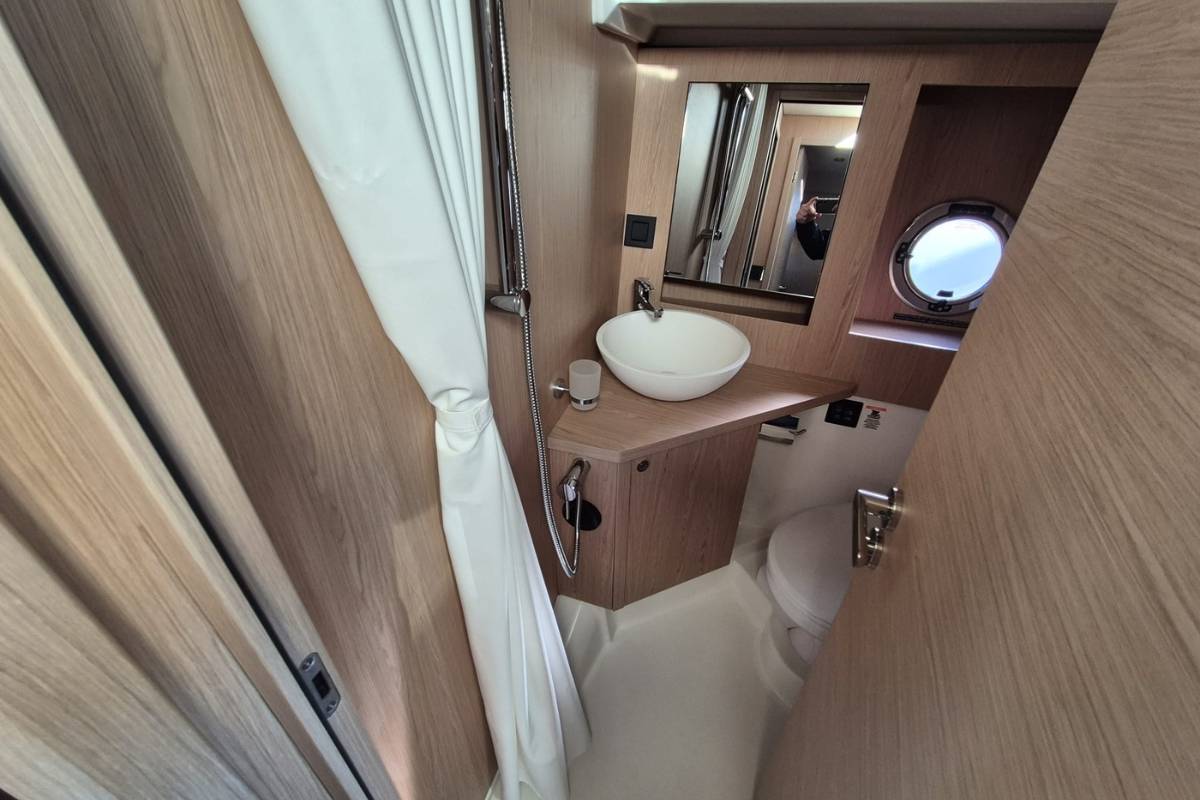 Swift Trawler 41, Swift Home | Yacht Charter Croatia