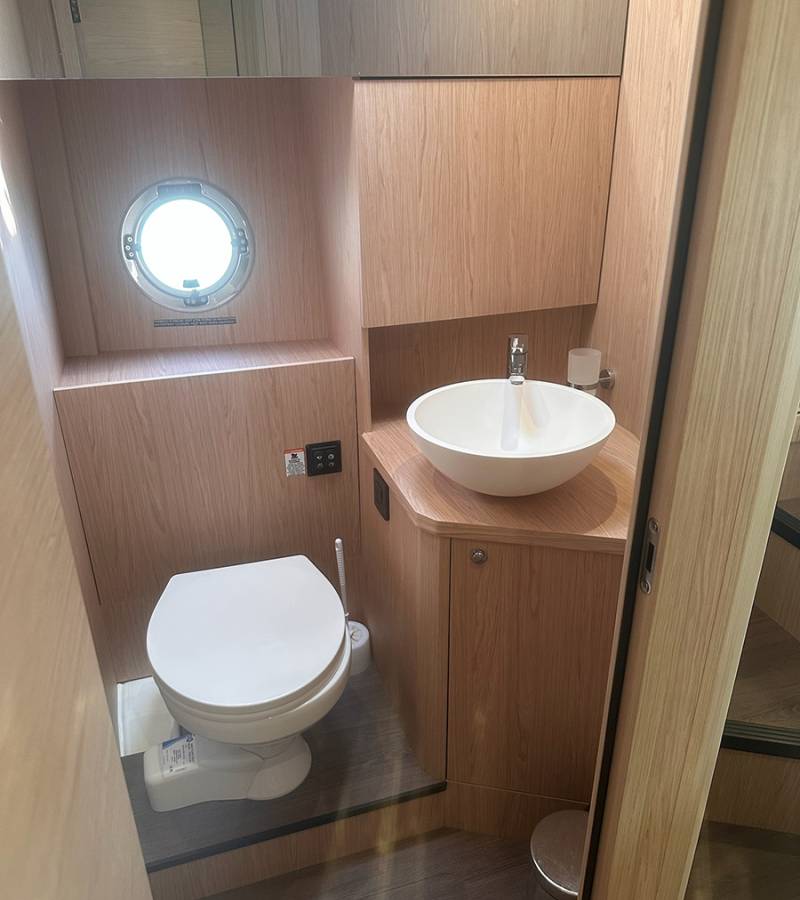 Swift Trawler 41, Moritz | Yacht Charter Croatia