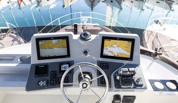 Swift Trawler 41, Aelia | Yacht Charter Croatia