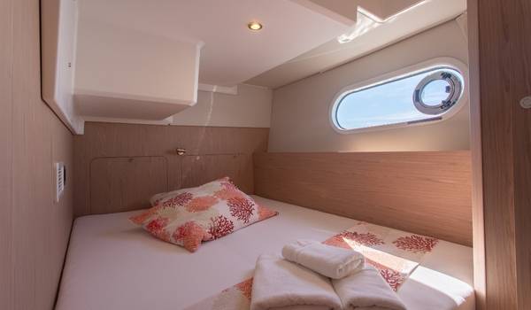 Swift Trawler 41, Aelia | Yacht Charter Croatia