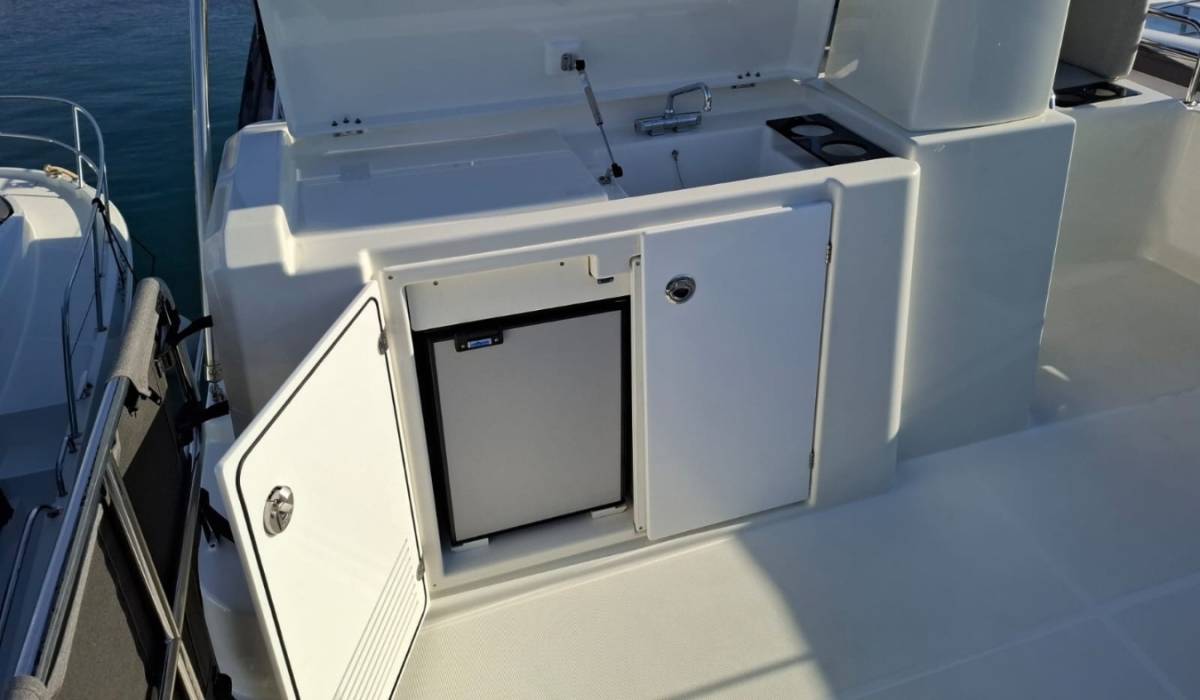 Swift Trawler 41, ST 41 - NEW | Yacht Charter Croatia