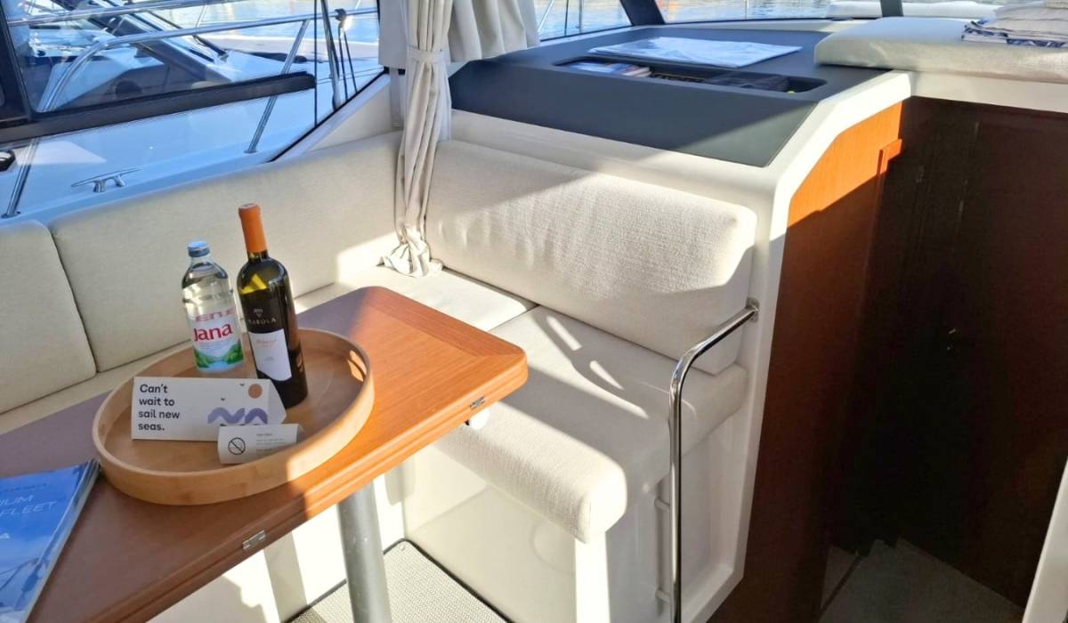 Swift Trawler 41, ST 41 - NEW | Yacht Charter Croatia