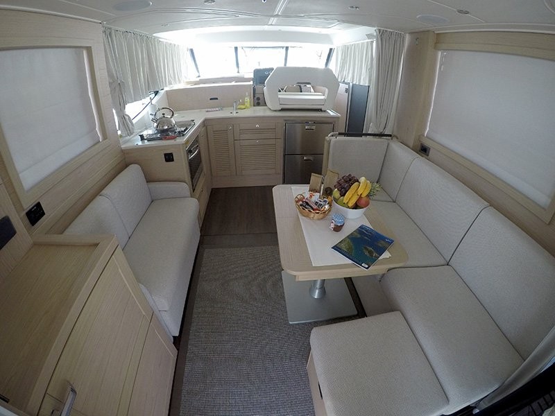 Swift Trawler 47, Ocean dreamer | Yacht Charter Croatia