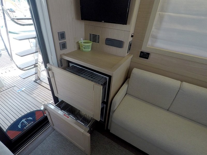 Swift Trawler 47, Ocean dreamer | Yacht Charter Croatia