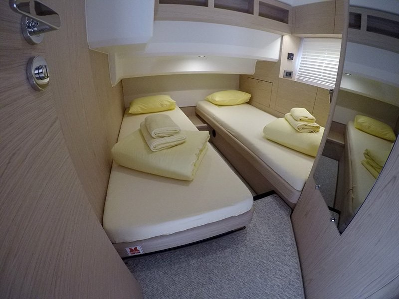 Swift Trawler 47, Ocean dreamer | Yacht Charter Croatia