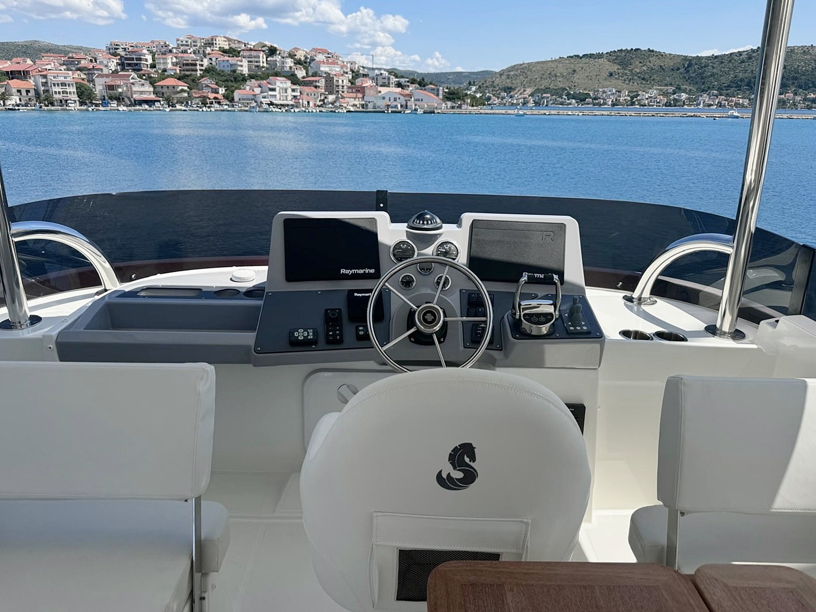 Swift Trawler 48, Nereide | Yacht Charter Croatia