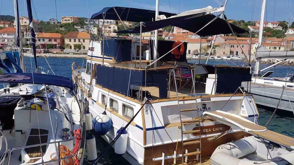 Trawler HAMPTON 42, Sea Lion | Yacht Charter Croatia