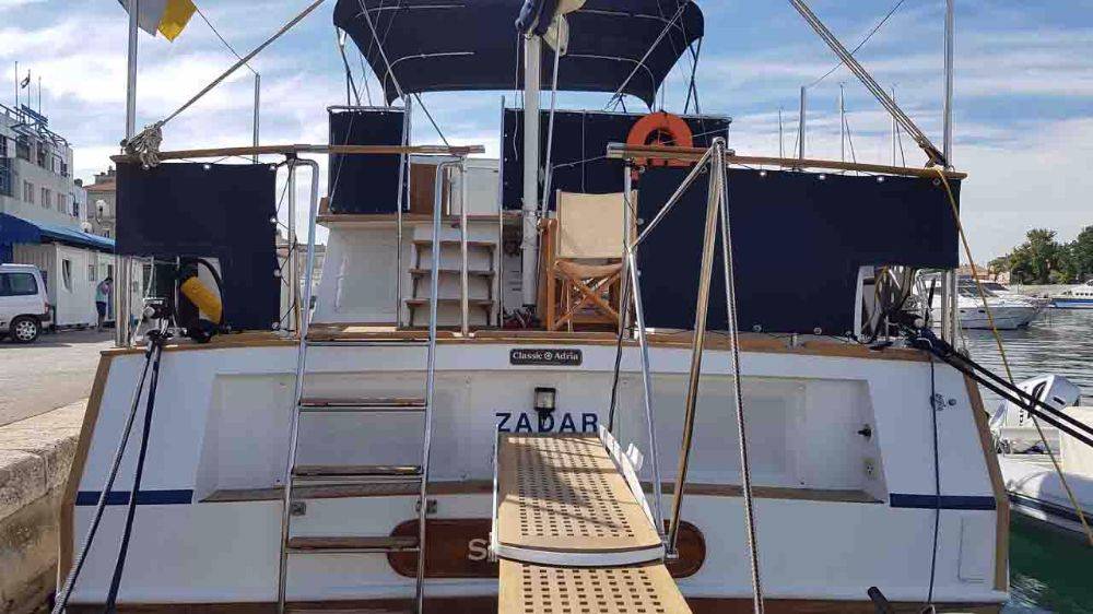 Trawler HAMPTON 42, Sea Lion | Yacht Charter Croatia