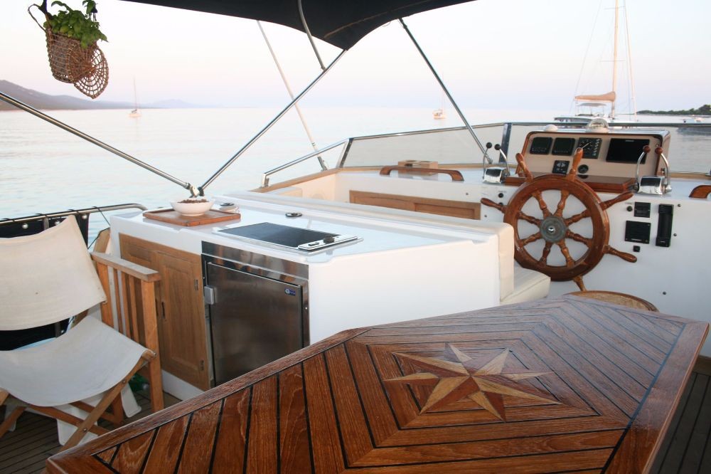 Trawler HAMPTON 42, Sea Lion | Yacht Charter Croatia