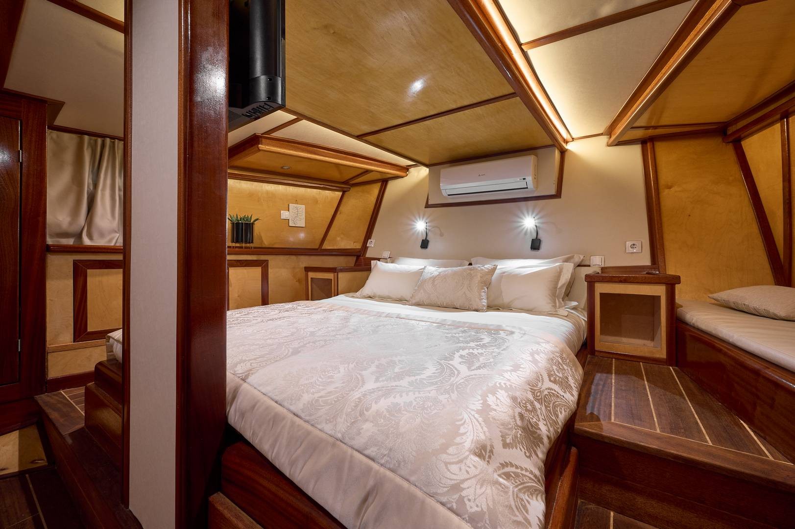 Trebenna, Trebenna | Noleggio di Yacht Croazia
