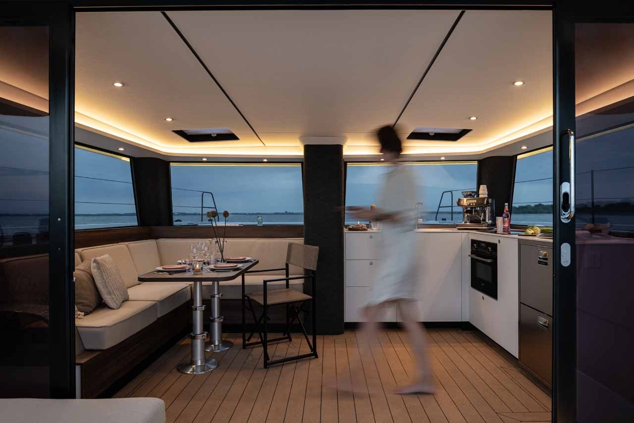Vaan R4 Electric, Silence | Yacht Charter Croatia