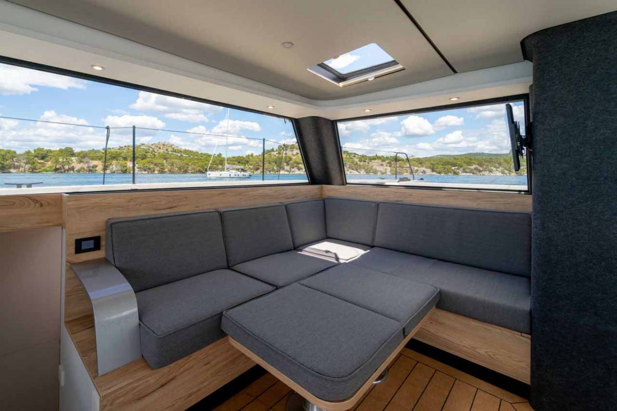 Vaan R4 Electric, Silence | Yacht Charter Croatia