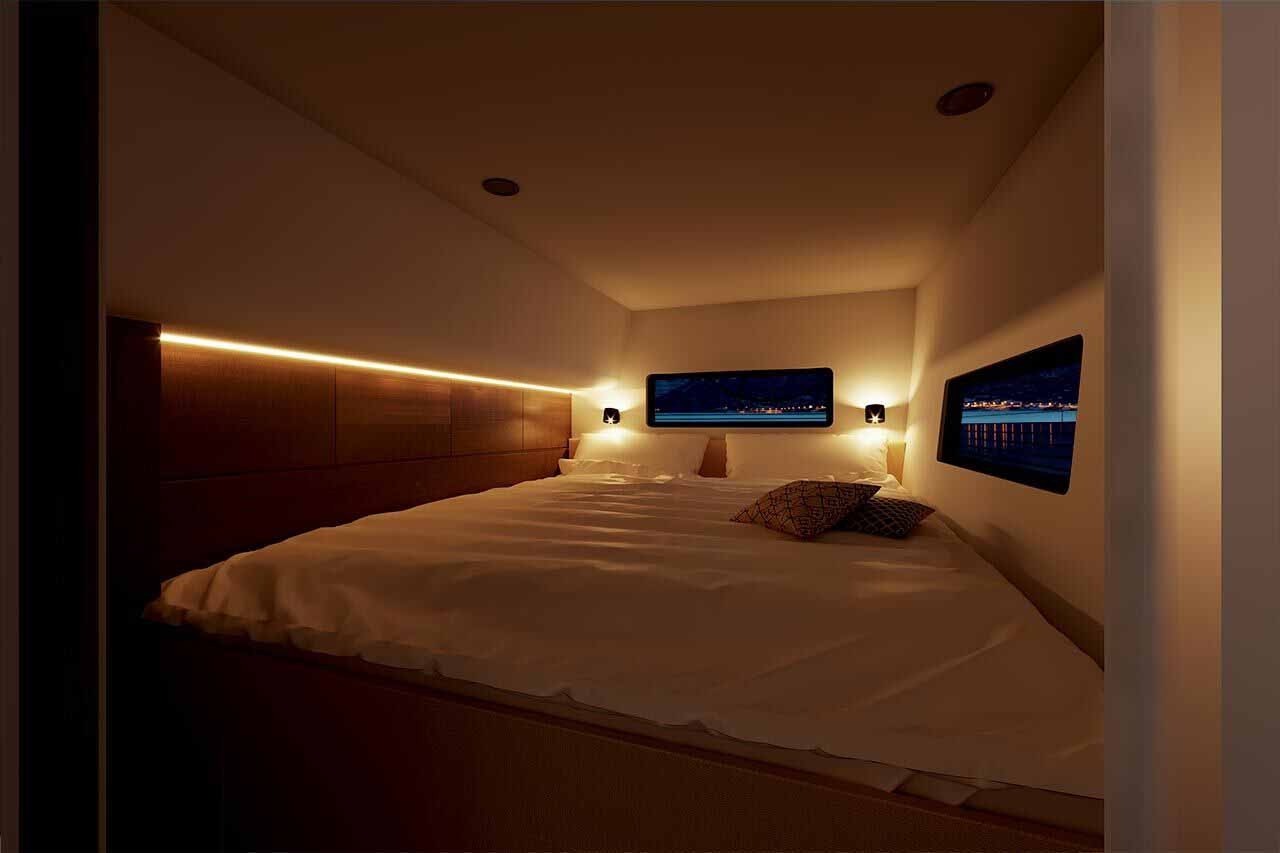 Vaan R4 Electric, Silence | Yacht Charter Croatia