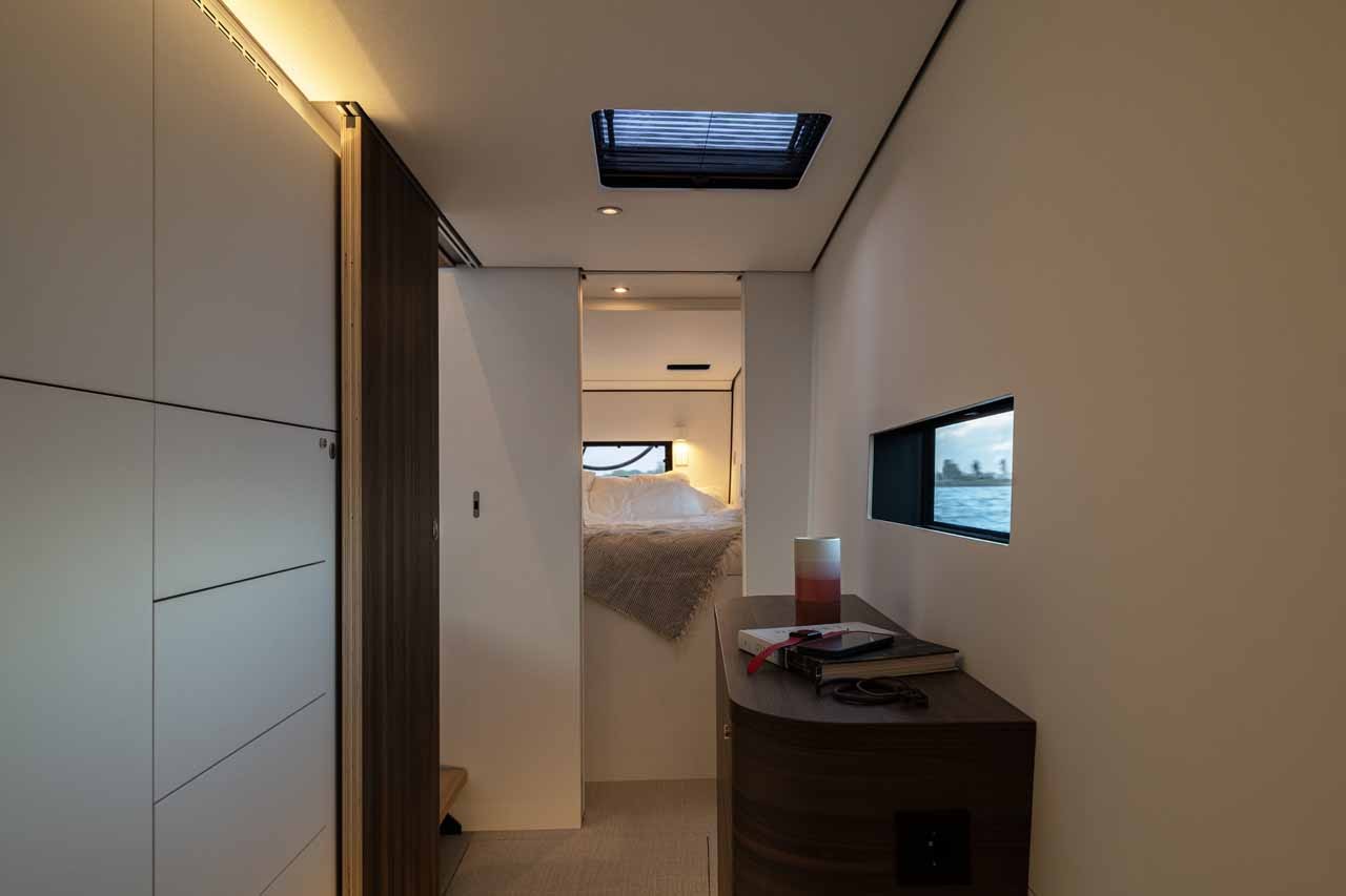 Vaan R4 Electric, Silence | Yacht Charter Croatia