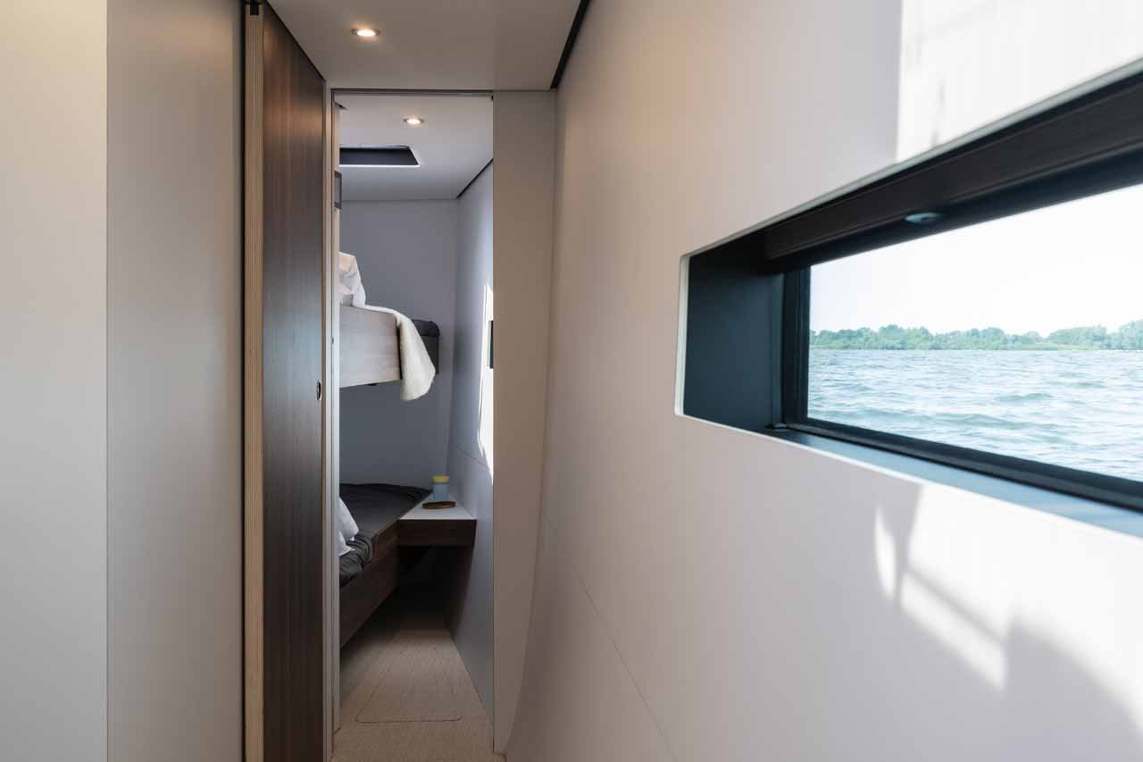Vaan R4 Electric, Silence | Yacht Charter Croatia
