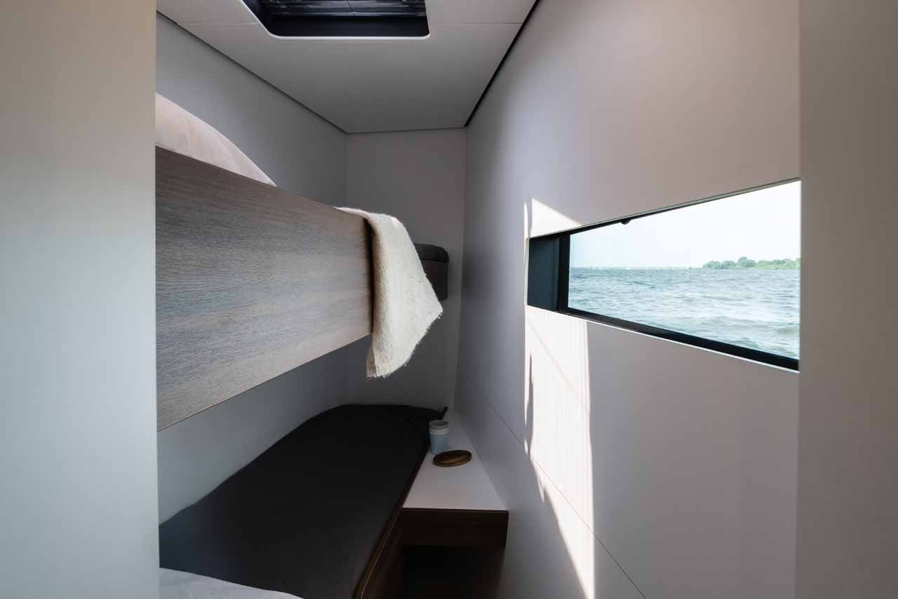 Vaan R4 Electric, Silence | Yacht Charter Croatia